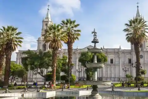 Tour a pie por el Centro Histórico de Arequipa