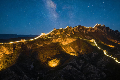 Beijing: Great Wall & Gubei Water Town Day to Night Tour Private Group Gubei Water Town & Simatai Great Wall Day Trip