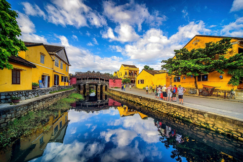 De Hoi An/ Da Nang: Visita à cidade de Hoi An e lançamento de lanternasExcursão em grupo