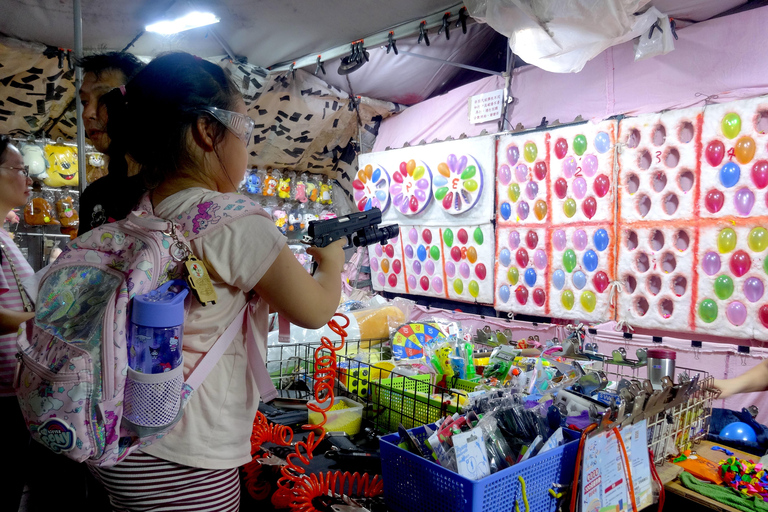 Taipei Ningxia Night Market Food Walking Tour（incl. 10 Food） Private Tour