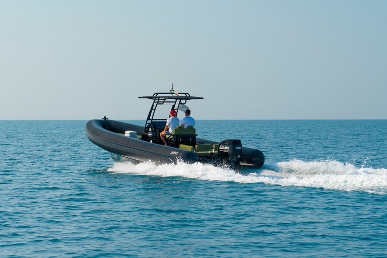 Cagliari: Boat Tour with 5 Snorkeling Stops & Free Drinks