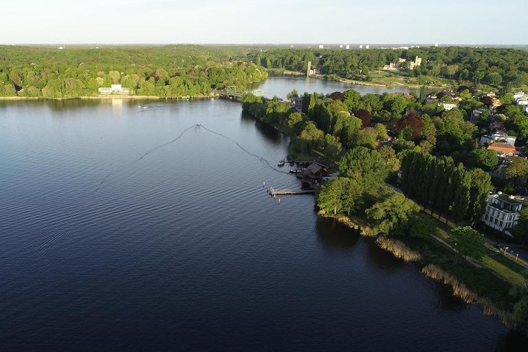 Poczdam: Rejs jachtem - Jeziora Berlińskie - Zamki i przyrodaPotsdam: rejs jachtem – jeziora Berlina – zamki i przyroda