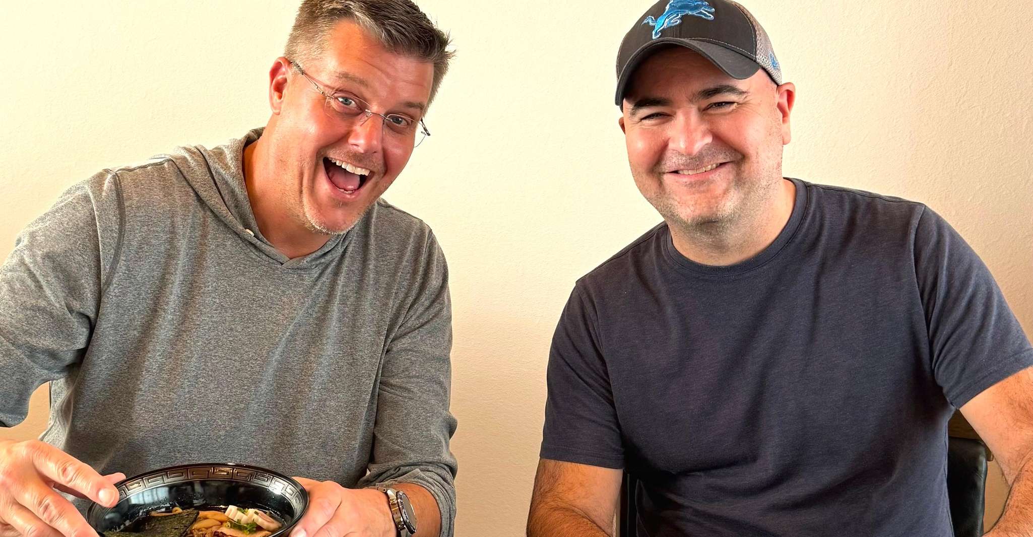 Tokyo: Sushi and Ramen Cooking Class with Sake Pairing Set photo 8