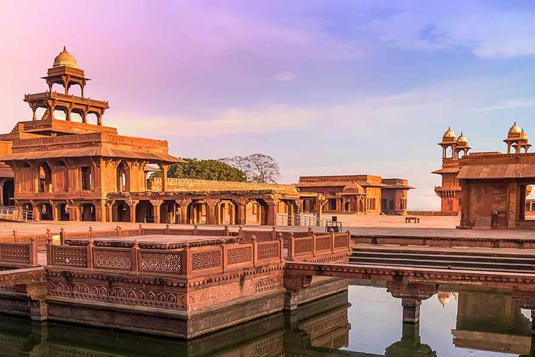 Full-day tour of Agra with Fatehpur Sikri from Delhi