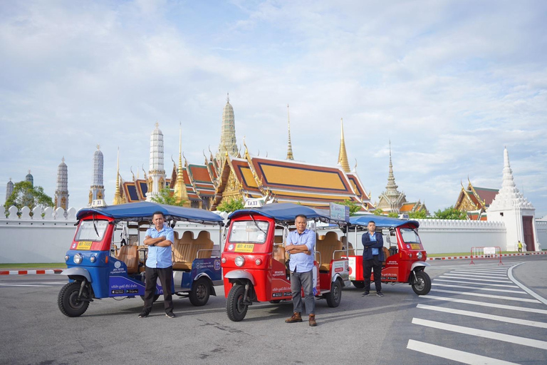 Tuk Tuk elétrico particular autoguiado para templos icônicos