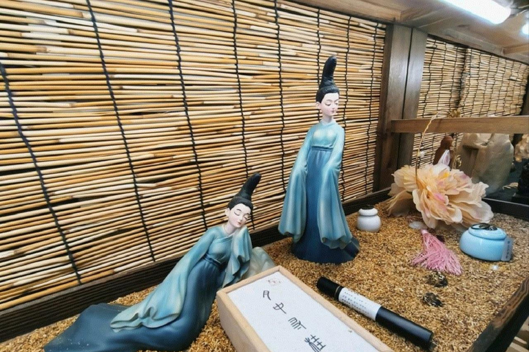 Beijing: Artistic Sachet Making Workshop with Artist