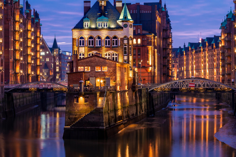 Hamburg: Speicherstadt, Elbphilharmonie Plaza & Boat Cruise