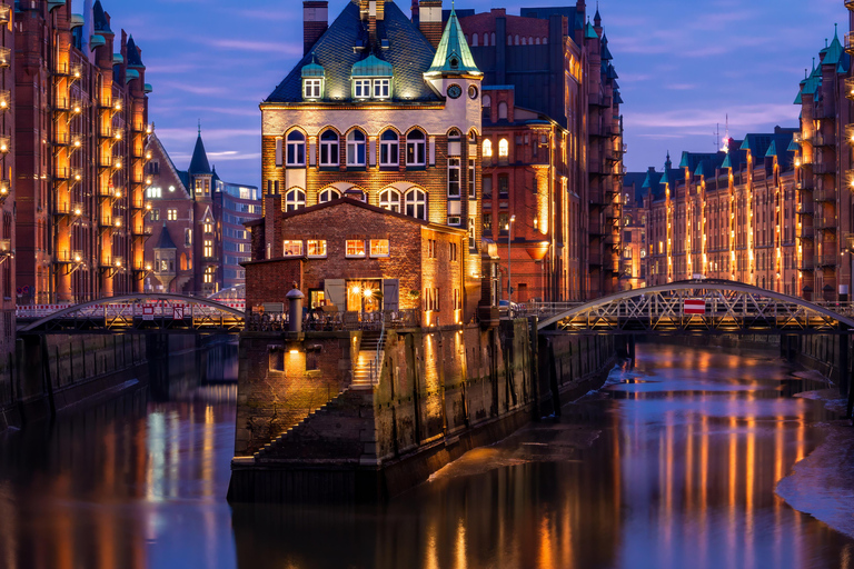 Hamburg: Speicherstadt, Elbphilharmonie Plaza & Boat Cruise
