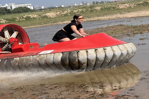 贝莱克：气垫船驾驶体验（含接送服务）贝莱克：单人气垫船驾驶体验