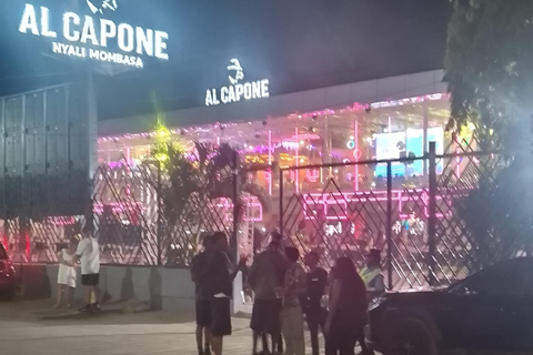 Mombasa: Nightlife Tour with Wine Tasting and Dinner