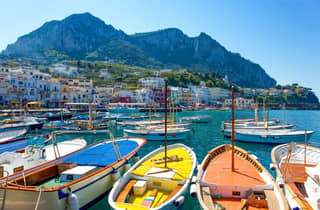 Von Neapel aus: Geführte Boots- und Bustour durch Capri