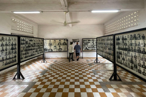 Ho Chi Minh City: Phnom Penh Day Trip with Lunch With English-Speaking Guide and with Lunch