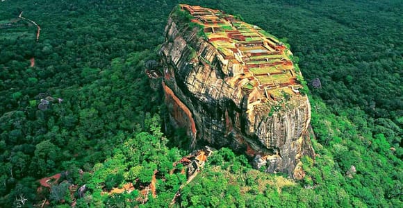 Von Kandy aus: Sigiriya Guided Tuk-Tuk Tour