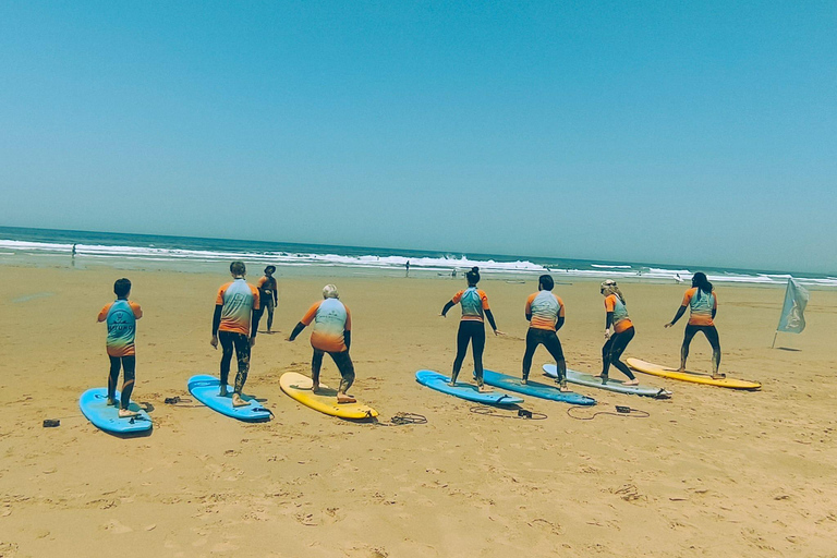 Algarve : cours de surf en petit groupe avec instructeurAlgarve : cours de surf en petit groupe avec un instructeur