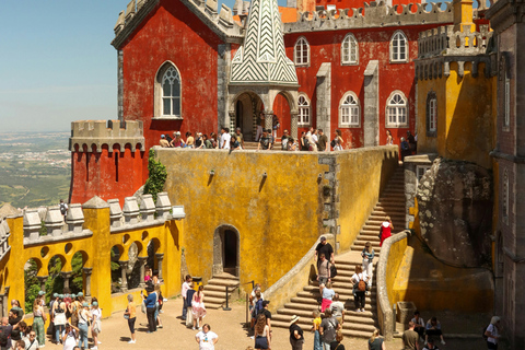 Lisbona: Sintra, Pena, Regaleira, Cabo da Roca e Cascais