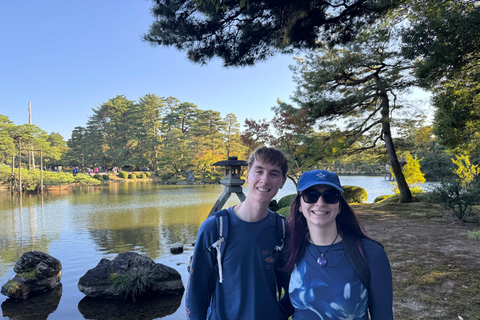 Morning Magic: Kanazawa Cycling & Omicho Food Tour