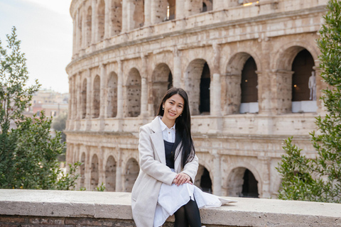 Rome: Private Editorial Shoot at Trevi Fountain or Colosseum Early Morning Trevi Fountain: 30-Minute Private Shoot