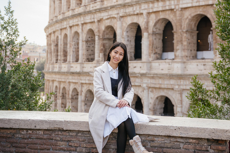 Rome: Private Editorial Shoot at Trevi Fountain or Colosseum Early Morning Trevi Fountain: 30-Minute Private Shoot