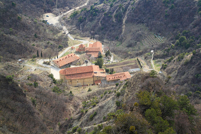 Tbilisi: Shiomgvime Monastery & Limestone Canyon Tour