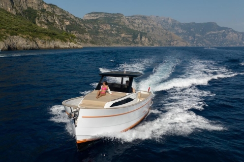 Positano: excursion en bateau privé sur la côte amalfitaine et la grotte d'émeraudeCroisière Sparviero 25 pieds