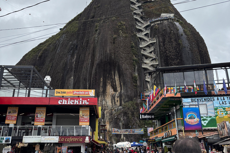 From Medellín: Guatapé and San Rafael 2-Day Adventure