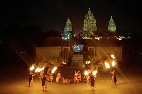 Prambanan: Ramayana-Ballett-Aufführung mit Abendessen ansehen