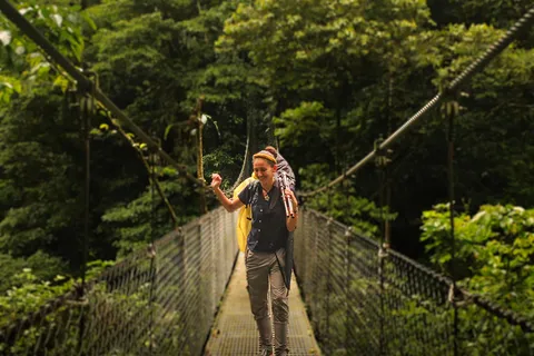 La Fortuna: Hängande broar och Zip Line-tur med lunch