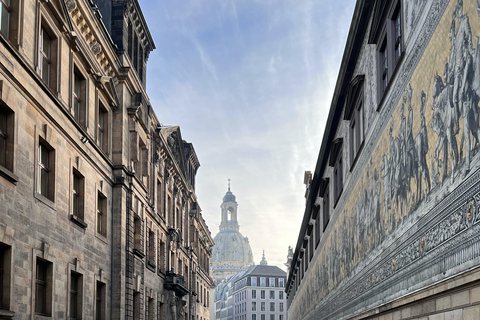 Dresden com um toque de Natal: Tour em pequenos grupos em inglêsDresden: excursão a pé pela cidade histórica com mercado de Natal