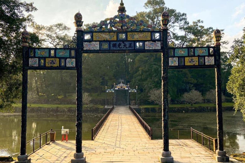 Hue: Perfume River Dragon Boat Cruise Pagoda & Tombs Visit With English Speaking Tour Guide