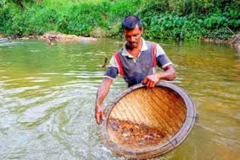 拉特纳普拉：从本托塔/科伦坡出发的宝石市场和采矿之旅