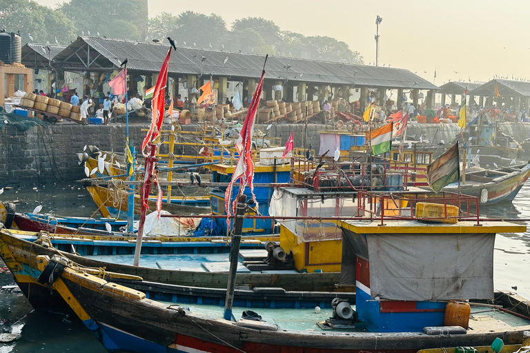 Mumbai : visite touristique privée d&#039;une jounée avec le bidonville de DharaviVisite de la ville et des bidonvilles sans prise en charge et retour à l&#039;hôtel