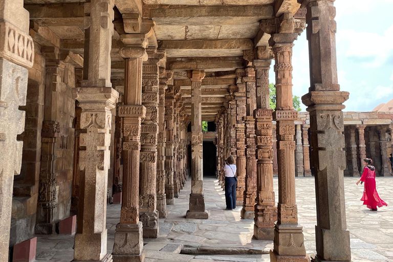 From Delhi Airport: Layover Guided Old &amp; New Delhi TourFull Day New &amp; Old Delhi Tour With Car, Guide &amp; Entry Fees