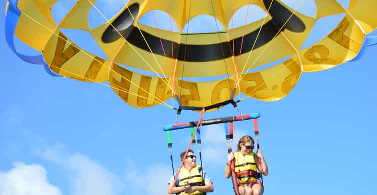 Miami: Parasailing Experience in Biscayne Bay