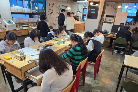 Seoul: Handmade Jewelry Workshop in Gangnam