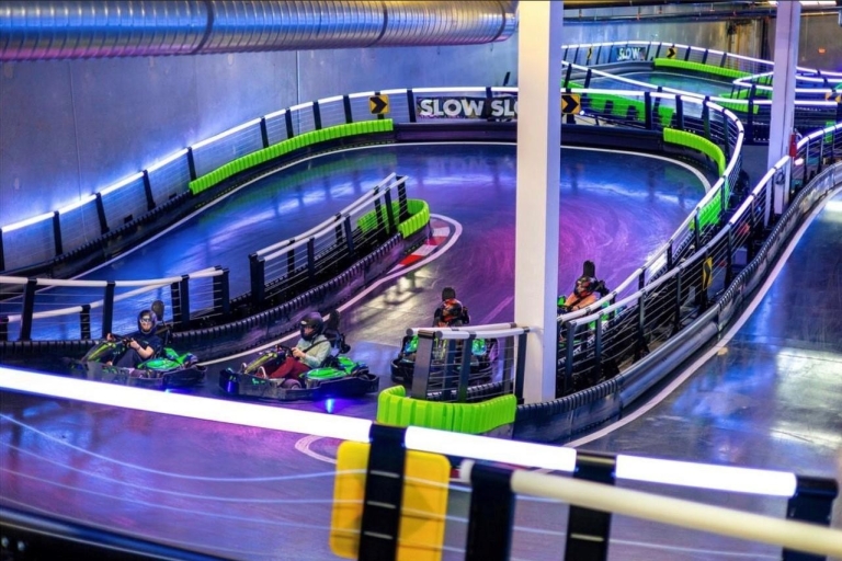 Orlando : billet pour l'attraction Andretti Indoor KartingKarting intérieur avec carte de jeu d'une heure et 2 expériences