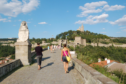 Visite d&#039;une jounée à Veliko Tarnovo et ArbanassiVisite de Veliko Tarnovo avec Audioguide web en EN,ES,IT,FR,DE