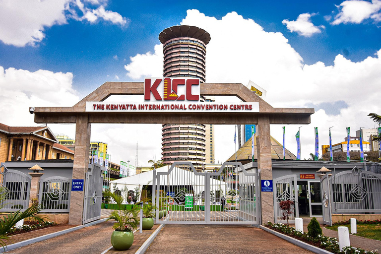 Nairobi; National park, KICC ,Giraffe Center & Town tour