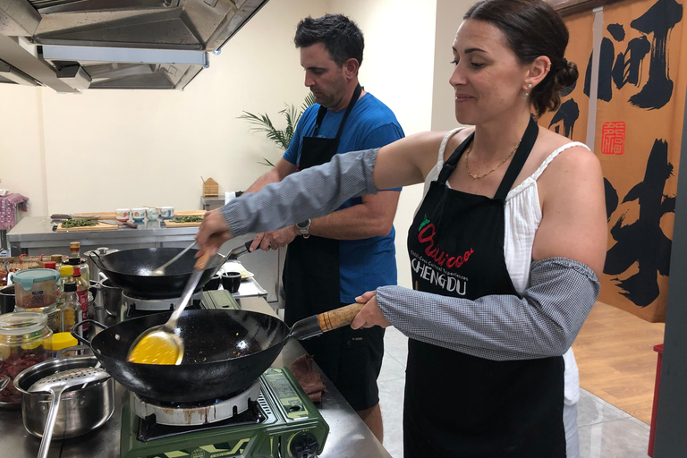 Chengdu: Cooking Class with Fresh Market Half Day Experience Chengdu: 3 Dishes Cooking Class