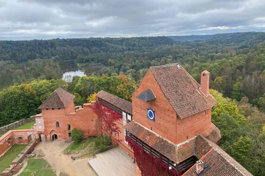 Von Riga: Gruppenreise nach Sigulda und Turaida. Foto: GetYourGuide