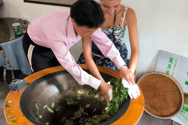 Hangzhou: Meijiawu Tea Picking, Roasting, Tasting Experience