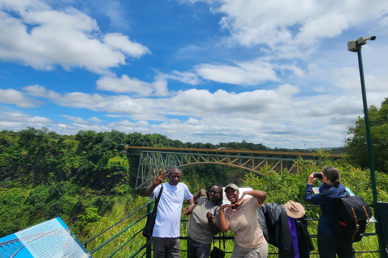 Victoria Falls Guided Walking Tour: Zimbabwe & Zambia