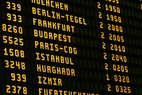 Traslados de Sevilha: Ligação ao aeroporto e à estação de comboios