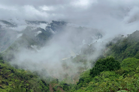 Von Hanoi aus: 4-tägige Ha Giang Loop Car Tour plus Videoschnitt