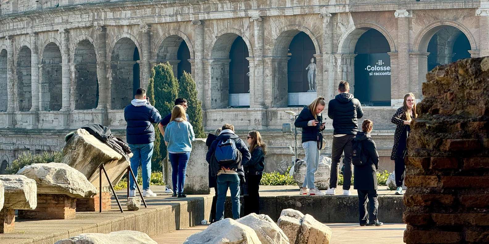 ローマ：コロッセオとバチカン美術館のコンボツアー | GetYourGuide