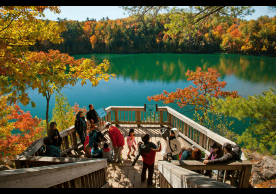 Gatineau Park Tour Exclusive Pick Up and Drop Off 2 Hours