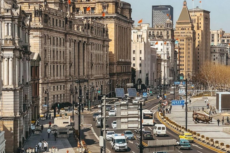 Shanghai: Full-Day Customized Tour with Private Transfer.