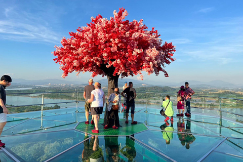 Chiang Rai: Private Bespoke Sightseeing Tour Chiang Rai: Private Bespoke Sightseeing Tour