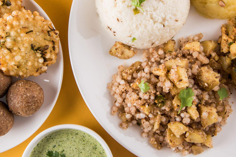 Delhi: tour di 7 giorni a Rishikesh con yoga, ayurveda e meditazioneDelhi: tour di 7 giorni a Rishikesh tra yoga, ayurveda e meditazione