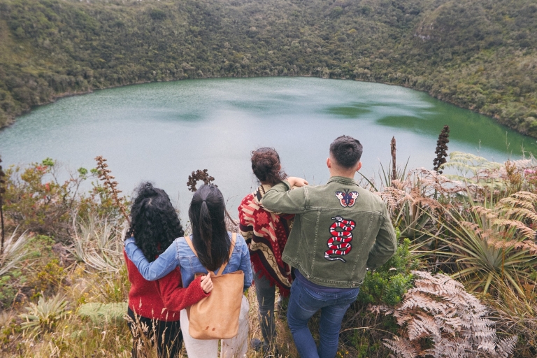 Excursión Compartida Lago Sagrado de Guatavita y Casa LocaExcursión al Lago Sagrado de Guatavita y Casa Loca