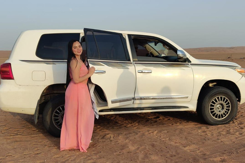 Muscat: Sharing Desert, Wadi Bani Khalid, & Bedouin Tour
